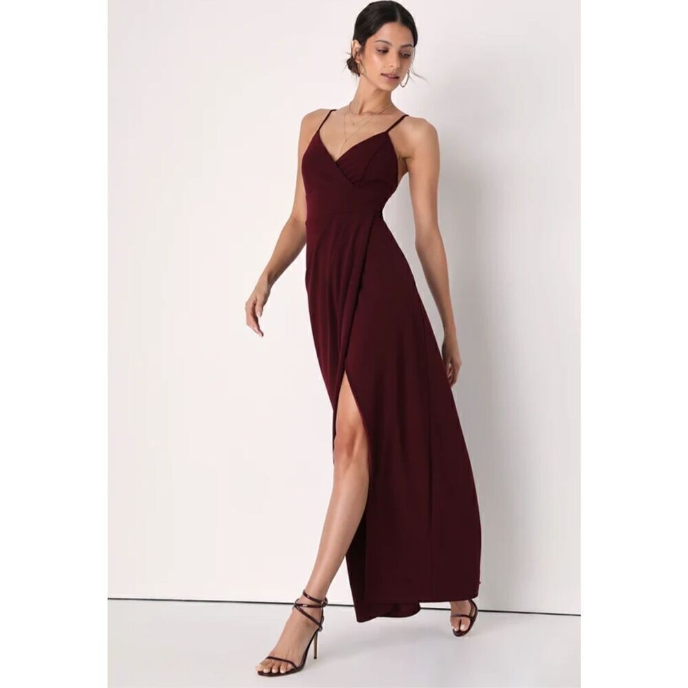 Extra Extravagance Burgundy Sleeveless Maxi Dress size: Small